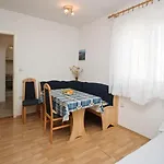 Appartment Punat * Punat
