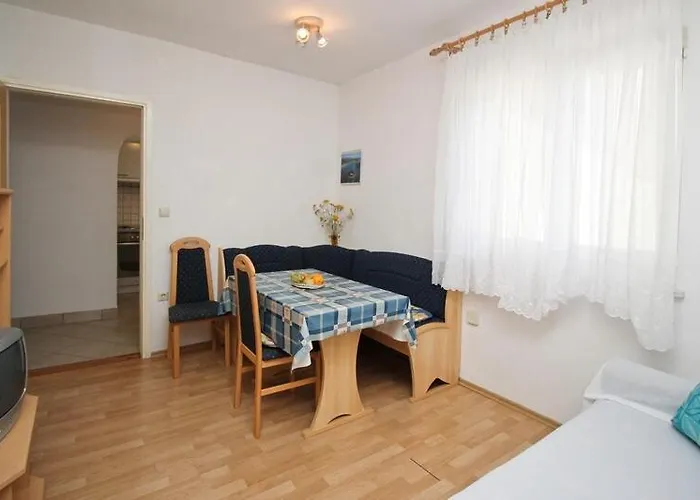 Appartment Punat * Punat